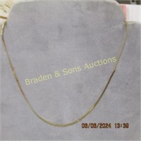 LADIES 10K GOLD NECKLACE WEIGHS 2 GRAMS