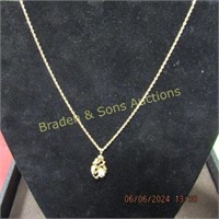 LADIES 14K GOLD AND DIAMOND NECKLACE