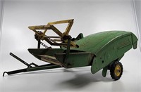 1950's John Deere Toy 12A Pull Behind Combine