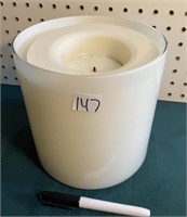 VASE WITH BATTERY CANDLE