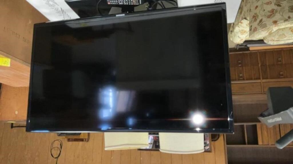 40” Samsung tv