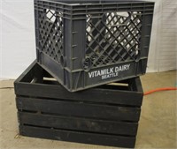 Black Wood Crate plus old Milk Crate