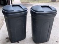 2 Rolling Plastic Garbage Cans with Lids