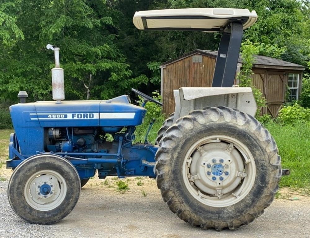 4600 Ford Diesel Tractor
