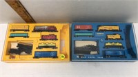 (2) N-SCALE TRAIN SETS IN CASES