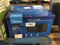 midea microwave - not tested