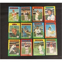 (60) 1975 Topps Baseball Cards Nice Shape