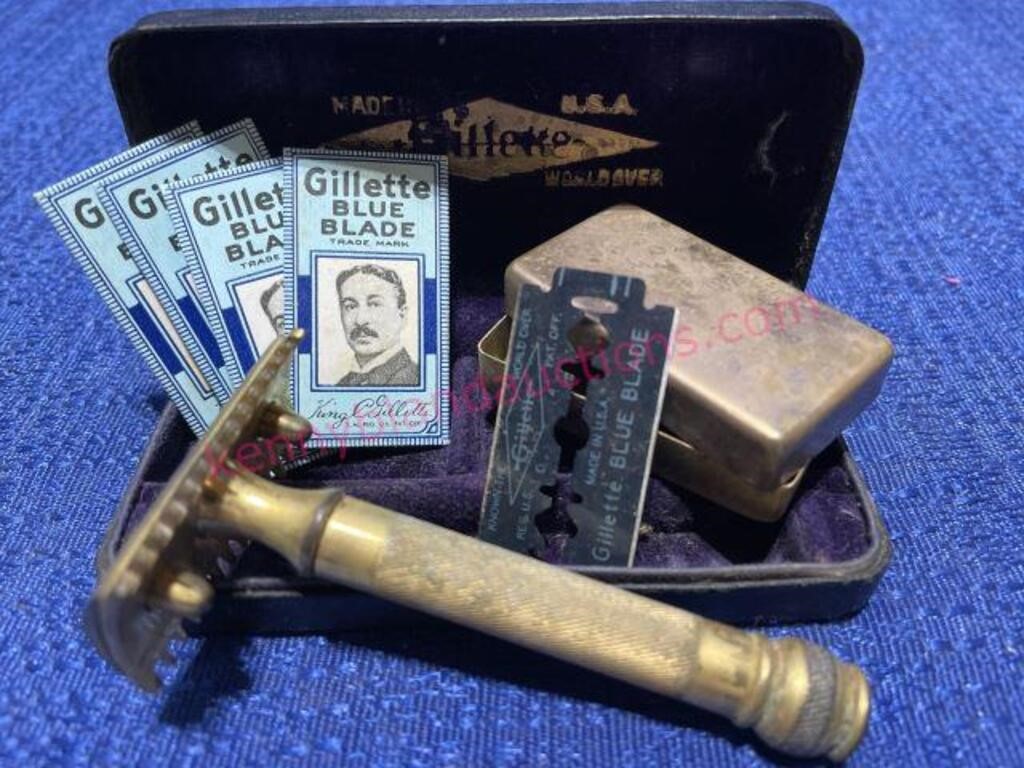 Antique Gillette Blue Blade razor in case