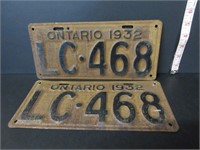 PAIR EARLY 1932 ONTARIO LICENSE PLATES
