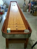 20 foot shuffleboard table with pucks