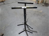 2 Adjustable Height Feed Stands