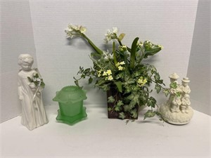 Home Decor: Light Up Angel  Green Frosted