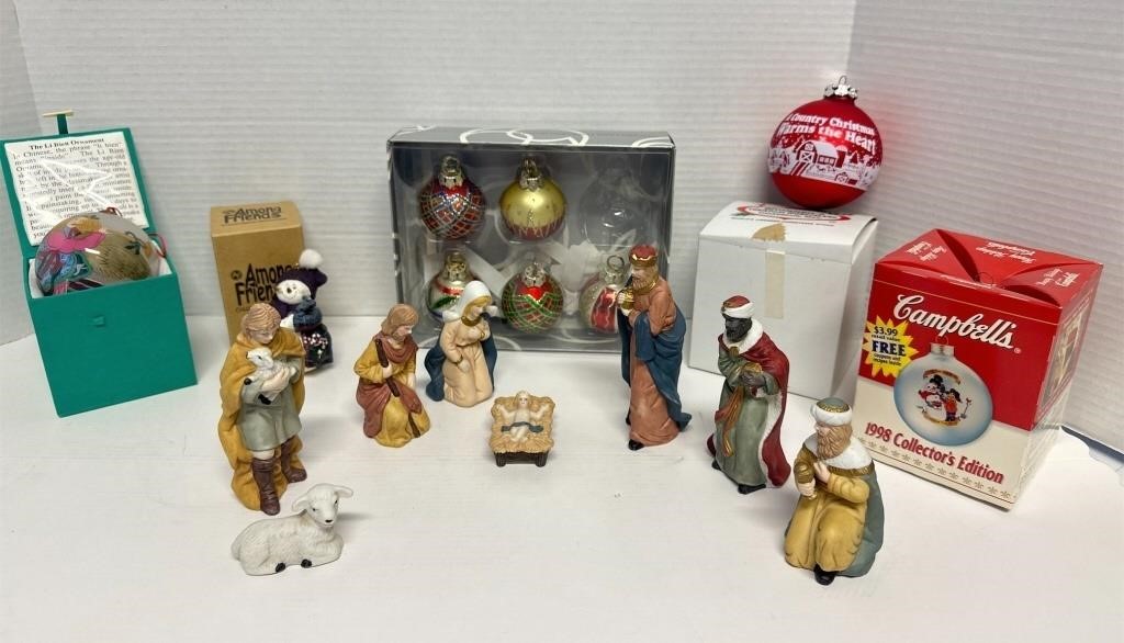 Christmas Lot:  Nativity Figurines  Li Bien