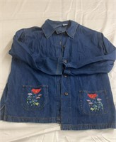 Denim button up embroidered pockets, size large