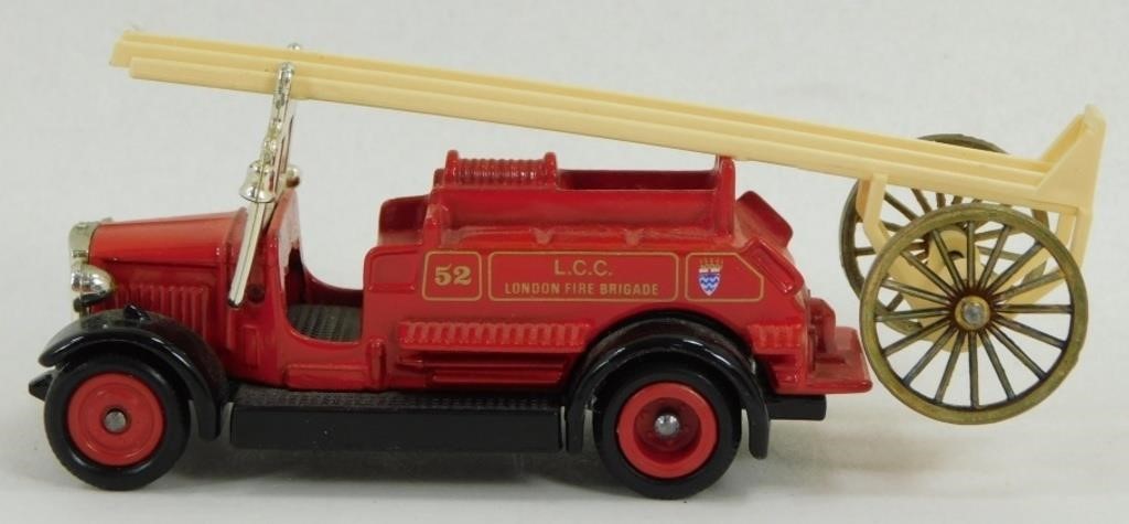 London Fire Brigade Fire Ladder Truck | Live and Online Auctions on ...