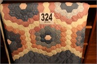 QUILT 84 X 102