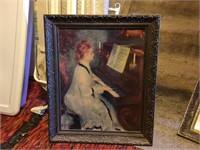 LADY PLAYING THE PIANO
