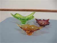3 Pieces of Artglass / Verrerie décorative