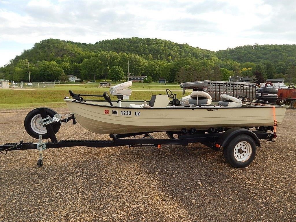 1986 Mirrow Craft 16' boat with trailer and 35 HP