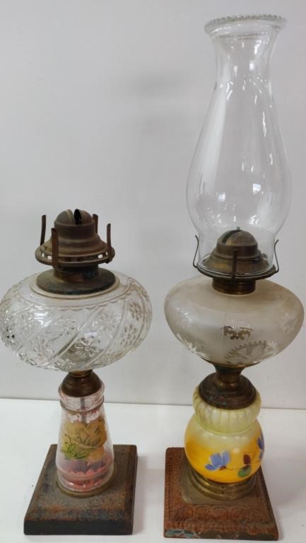 2 Oil Lamps - Only 1 Globe
