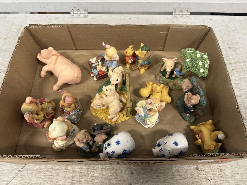 Tray Lot of Pig Figurines