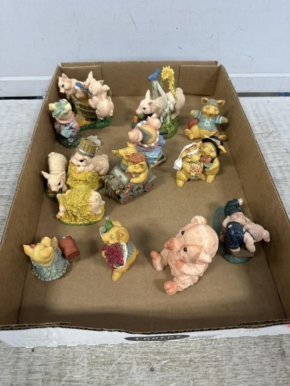 Tray Lot of Pig Figurines