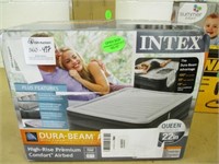 Intex Comfort Elevated Dura-Beam Airbed w/ Pump