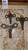 Antique clock keys- lot of 3