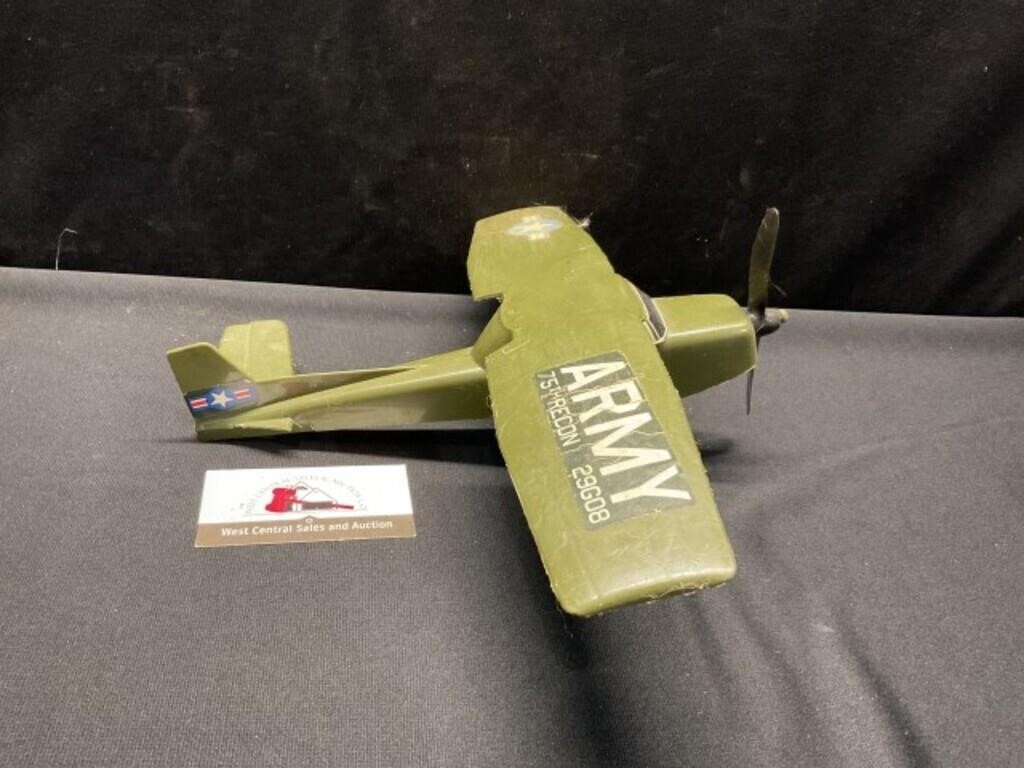 Plastic  Gay Toys Army Plane
