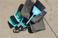 dustpans & broom