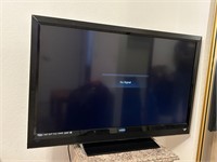 Vizio, 48” TV