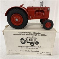 1/16 CO-OP No 3 Tractor with Box