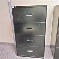4 Drawer Metal File Cabinet        (R# 205)