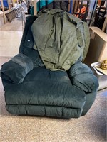 green reclining chair