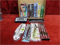 (10)New packs of pens, writing instruments.