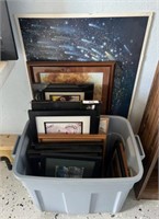 TOTE OF FRAMES AND PRINTS