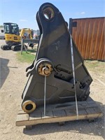 CAT Excavator Demolition Shear