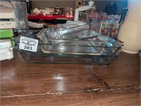 Glass baking dishes