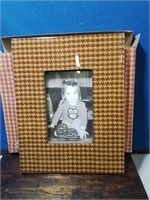 New photo frame for a 4 / 6 inch photo