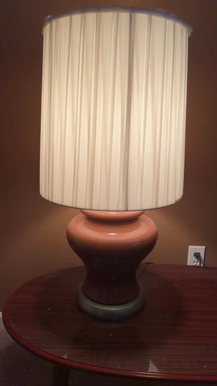 Vtg porcelain lamp 30”