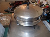 Faberware Electric Fry Pan w/Lid