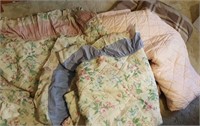 4 full size bedspreads, Brown, Peach,,