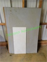 Misc Pegboard - Sheets 28x47 appox 14 pieces