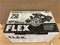 FLEX 24V - 6.5" CIRCULAR SAW KIT W/ BATTERY & CHGR