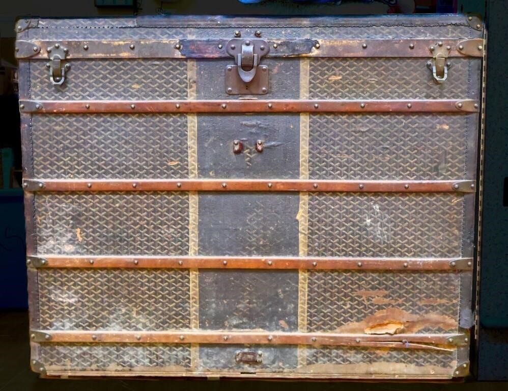 Vntg 43.5x24x36 Goyard trunk w/ tray, see pics