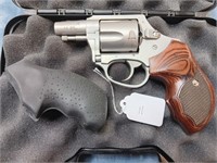 Charter Arms Boomer 44 special 5 round revolver