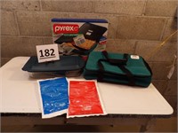 Pyrex 9 x 13 Pan w/Carrier & Hot/Cold Packs