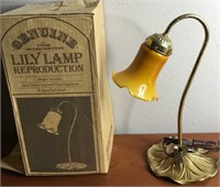 READ READ DESCRIPTION Vtg Lilypad Desk Lamp