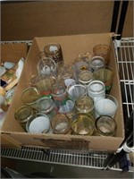 Box of horse racing drinking glasses