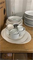 Miscellaneous. Plates and dipping bowls